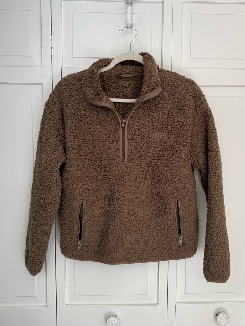 SKIMS Sherpa Zip-Up Fleece Pullover - Taupe